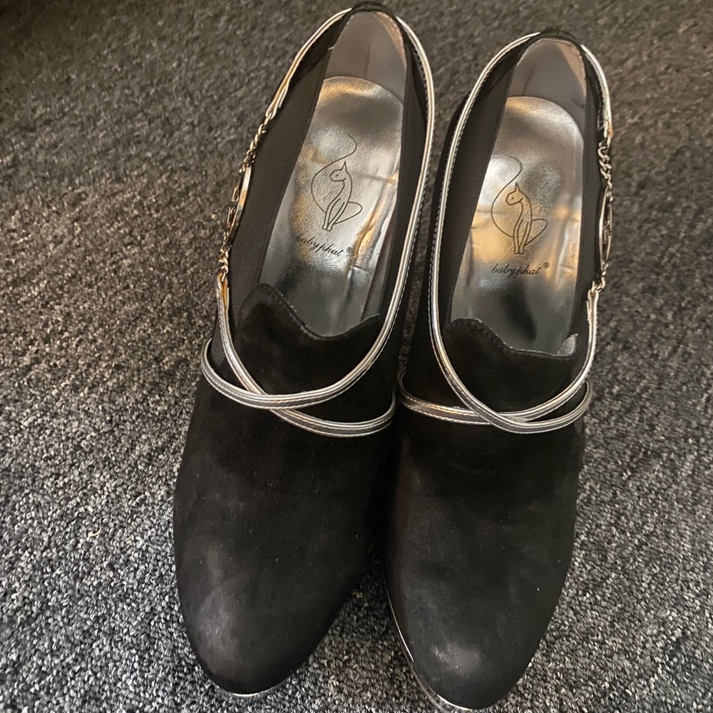 Baby Phat size 7 shoe